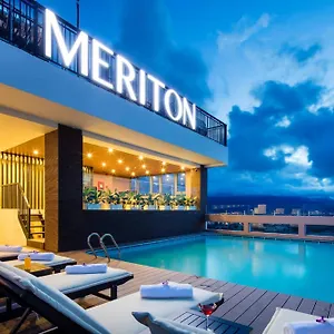 Meriton Отель
